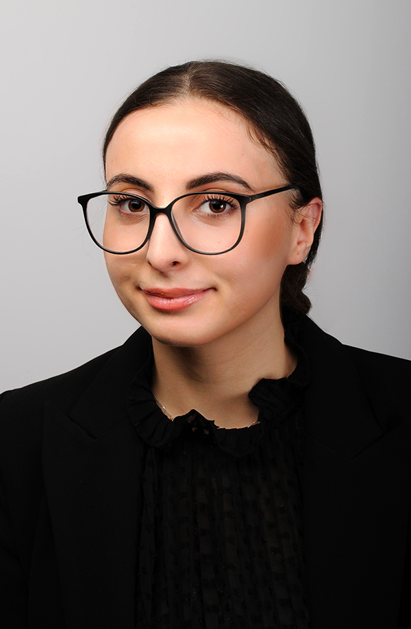 portrait Halima Nouari, consultante Procadres suisse